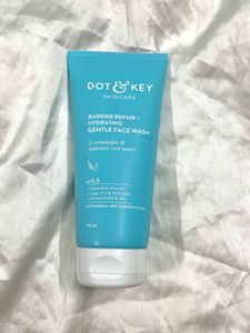 Dot & Key Face Wash