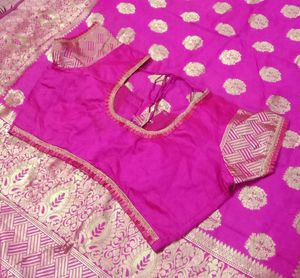Silk Saree & Designer Blouse 💖