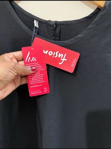 Black 3/4 Sleeve Top
