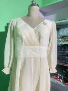 Elegant Cream V-Neck Maxi Dress