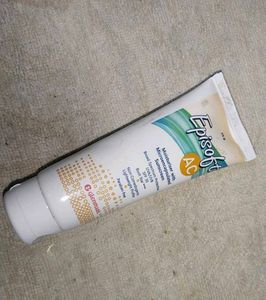 Episoft AC Moisturizer With Spf 30