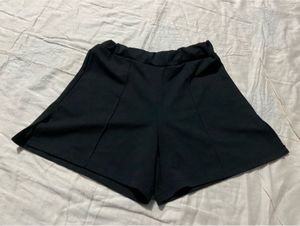 Comfy Black Shorts