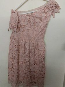 One Hand Light Pink Lacy Dress