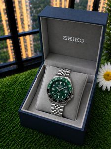 Seiko Dive Watch - Orange Dial