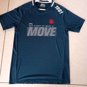 SLAZENGER ULTRA DRY FIT TSHIRT UNUSED