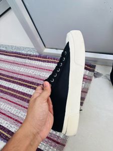 H&amp;M Classic Black Canvas Sneakers