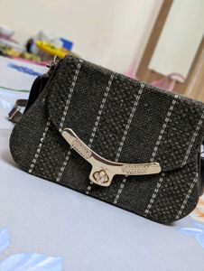 Black Textured Sling Bag | Stylish Crossbody