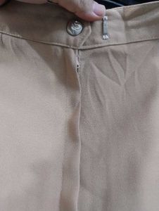 bottom wear. formal pant