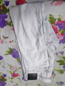 Light Wash Denim Jeans