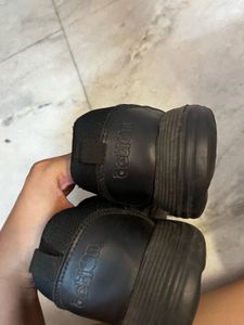 Action school time black shoes