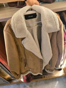 winter jacket furry from inside of Vero moda