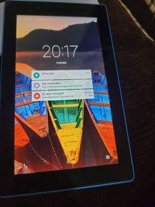 Tablet lenevo 37 essential