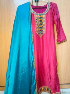 Beautiful Pink Kurta Set with Teal Dupatta