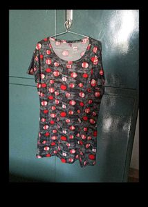 theee Cute Pattern T-Shirt