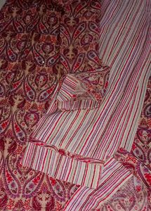 Pakistani Style Kurta Trauser Set