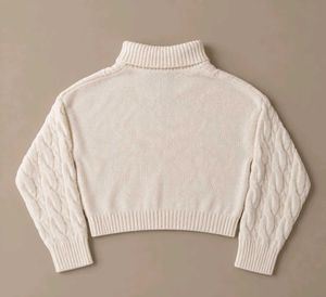CREAM CABLE KNIT COLLARED CROPPED SWEATER