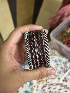Stylish Brown & White Bangles Set