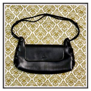 No Chip PU Leather Black Baguette