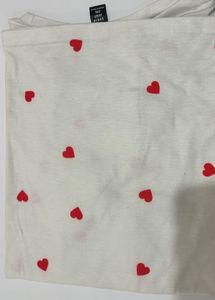 White T-Shirt with Red Hearts -2XL