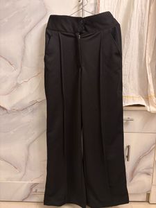 Chic Black Wide-Leg Pants