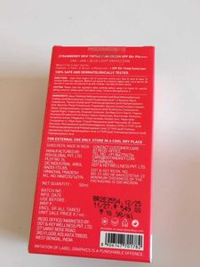 DOT &amp; KEY Strawberry Dew Tinted Sunscreen SPF 50+