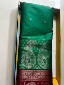 Elegant Emerald Green Silk Saree