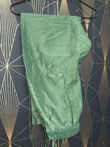 Elegant Green Kurta with Gold Print