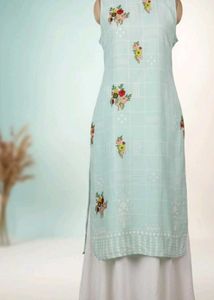 Floral Double Layer Kurta 🌸🤍