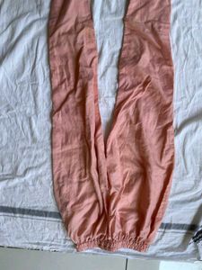 5 tops and 4 pants for 50rs 🟥🟥🟥