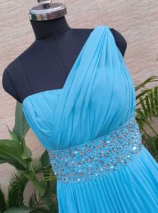 Stunning One-Shoulder Pleated Gown