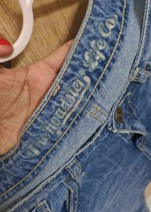 Roadster Boyfriend Fit High Rise Distressed Jeans