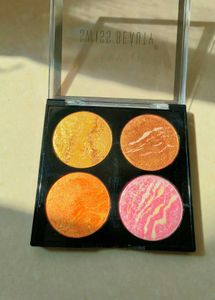 Makeup Eyeshadow + Highlighter Combo Kit