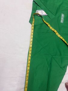 Green V-Neck Long Sleeve Top
