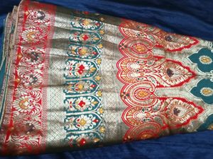 Banarasi Lehna With Balus Long Duppatta