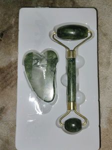 Facial Roller N Massager