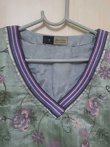 Elegant Floral Print Kurta