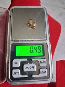 Heart Stud Earrings with Rhinestones gold