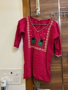 Vibrant Pink Embroidered Kurta