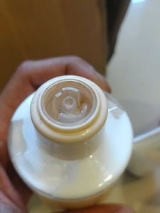 Caffeine Vanilla Dream Serum  Lotion Cap broke
