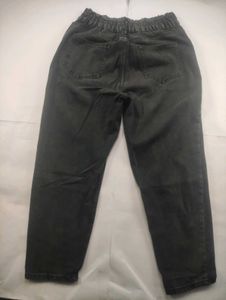 Grey High-Waisted Denim Jeans