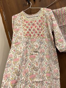 Floral Print Kurta Set 🩷( Without Dupatta)