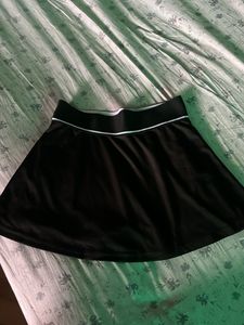 Women’s Tennis Skirt (with shorts)