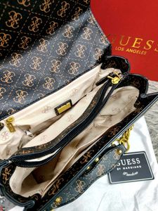 Guess slingbags