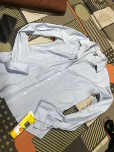 Light Blue Button-Up Shirt h and m facewash free