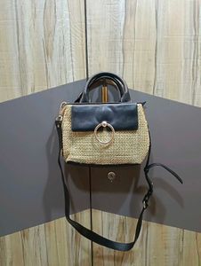 Stylish Woven Handbag with Leather Accents