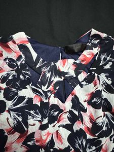 Floral Sleeveless Blouse