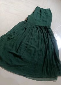 Stunning Red &amp; Green Ethnic Kurta Set