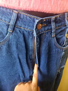Side Button Trendy Jeans