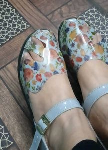 Chic Floral Platform Sandals🌸