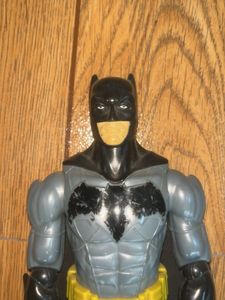 Mattel 2015 Batman Action Figure